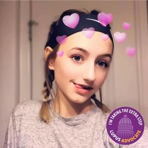 Meet your Posher, Chloe